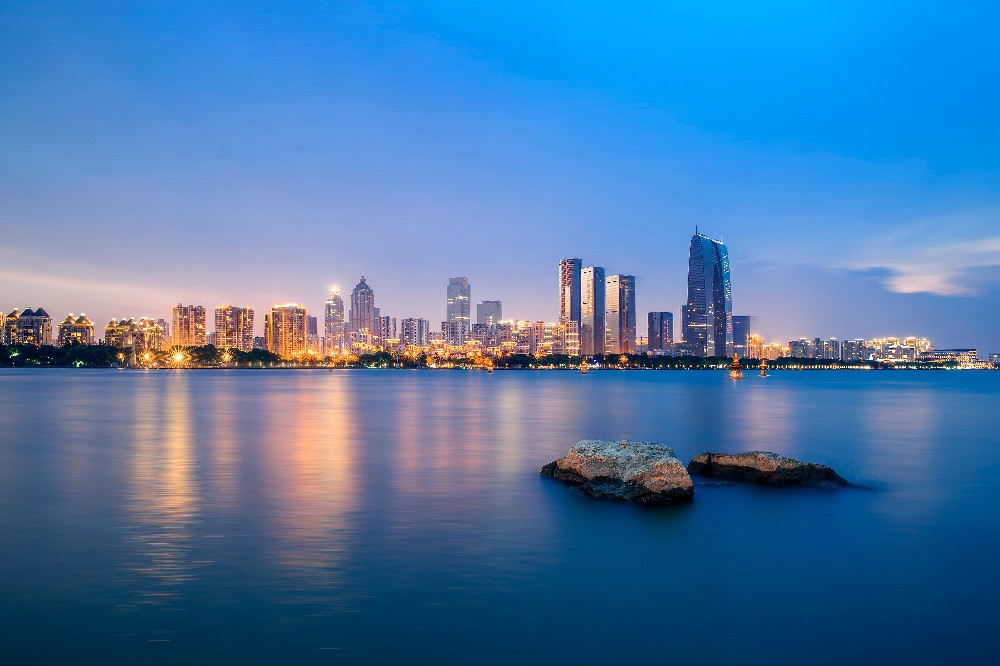 關(guān)于印發(fā)《關(guān)于推進(jìn)房屋建筑和市政基礎(chǔ)設(shè)施工程實(shí)行擔(dān)保制度的指導(dǎo)意見》的通知